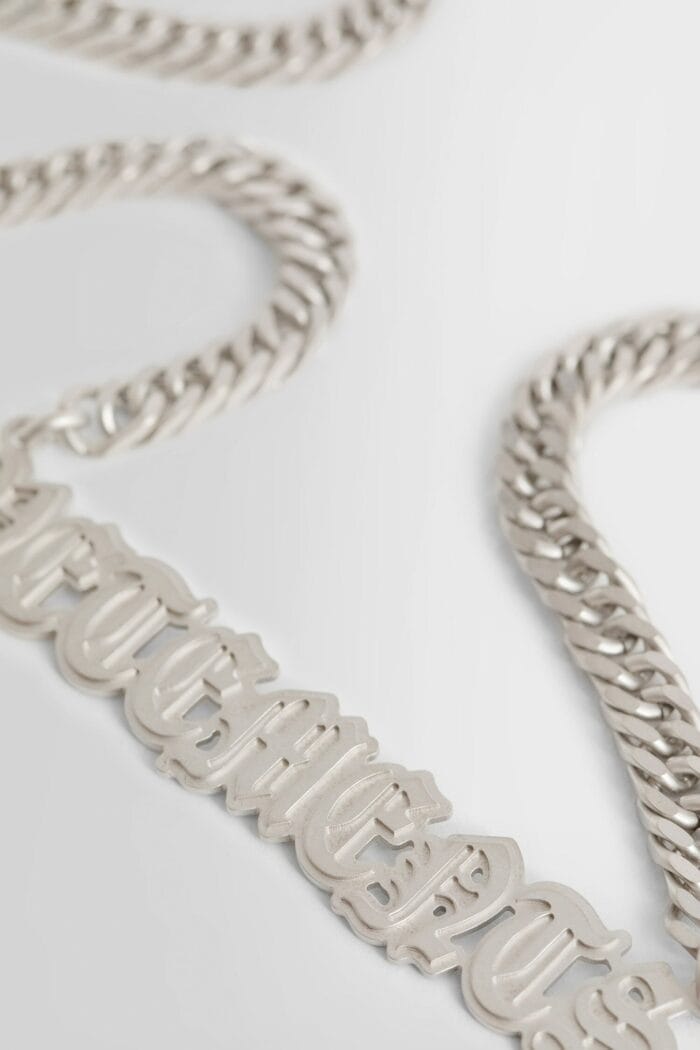 VETEMENTS Gothic Logo Necklace