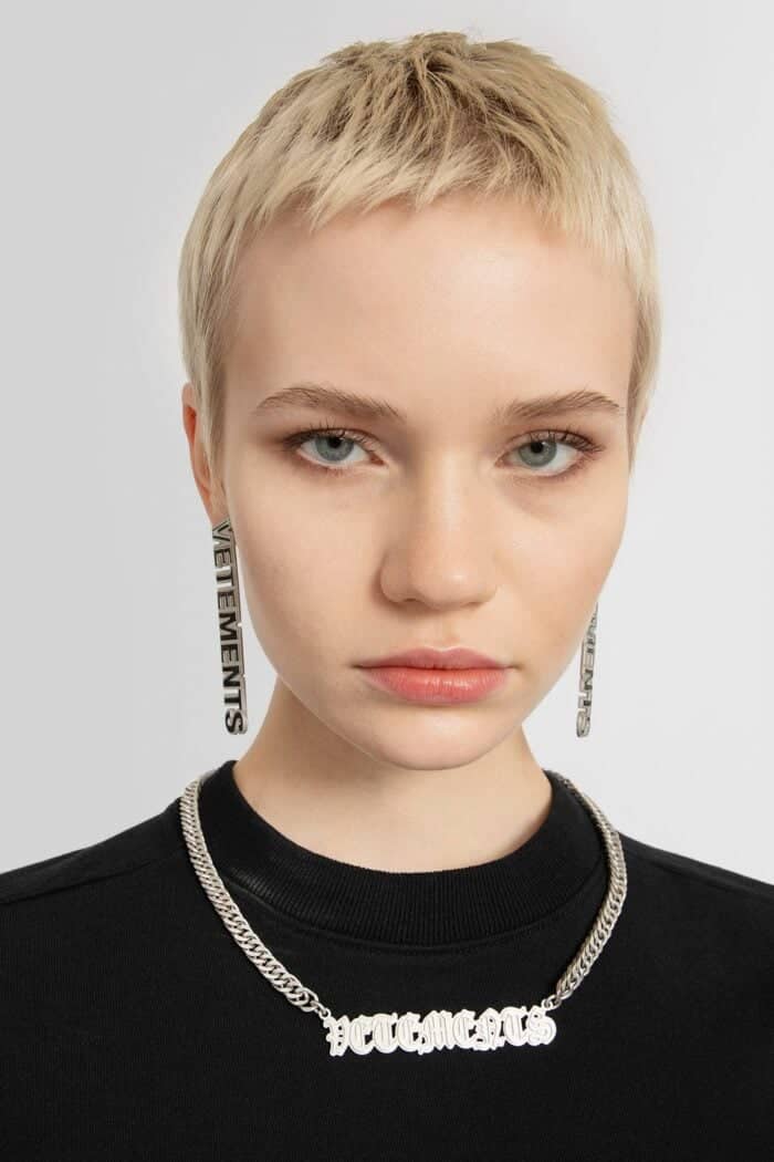 VETEMENTS Gothic Logo Necklace