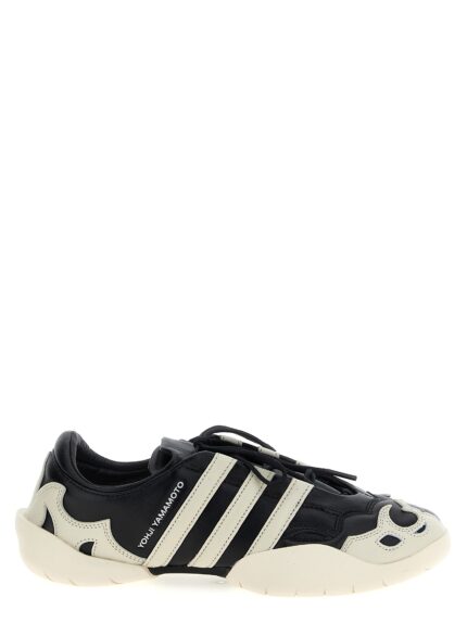 'Y-3 Regu 2002' Sneakers