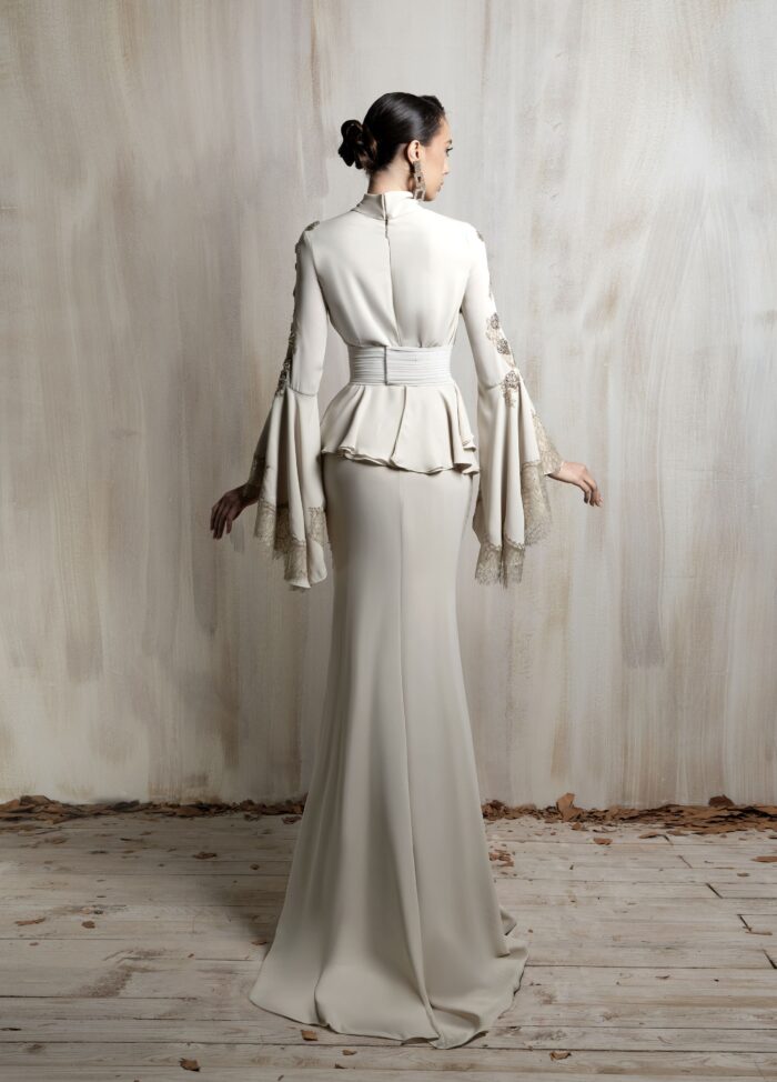 Ziad Nakad Elegant Off-white Gown